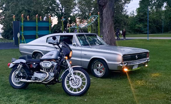 Harley Sportster motorcycle with Stealth Pipes exhaust system – rider lifestyle photo, 1986–2003 model, photo 11 of 16