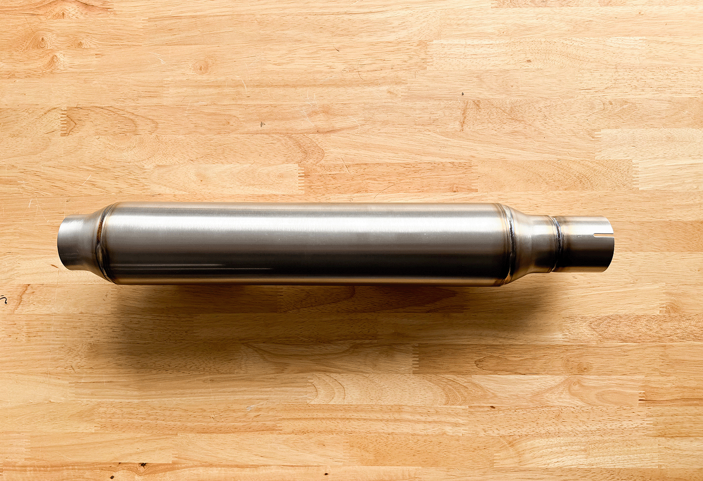 Exhaust Parts UK 4” Bullet Bomb Silencer – 2.5” Inlet, 12” Length, Stainless Steel Middle Box