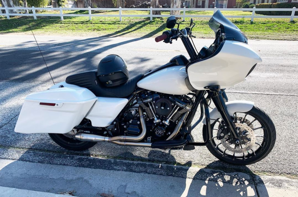 2017–2025 Harley M8 Bagger with Stealth Pipes stainless exhaust system – American-made performance upgrade, photo 8 of 30